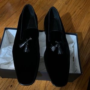 Black velvet Paul Frederick slippers